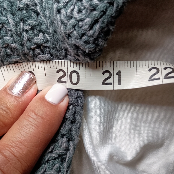 Hem & Thread NWT Women's Chunk Pullover Sweater Size S/M - Picture 6 of 10